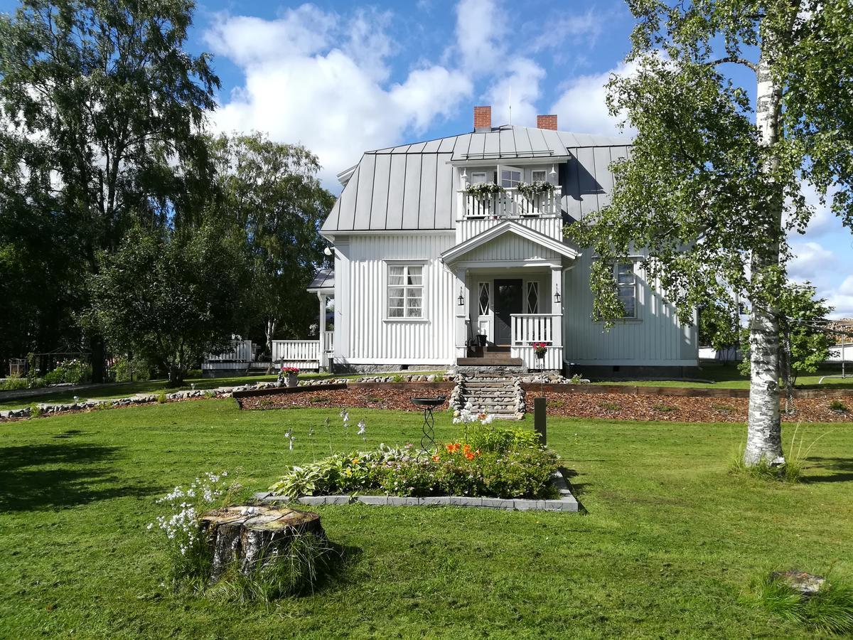 Hotelli Huiskankorpi Boutique Hotel Nivala Dış mekan fotoğraf